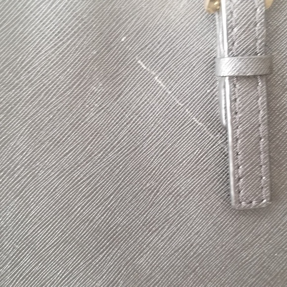 Michael Kors Black Jet Set Tote - Picture 2 of 4